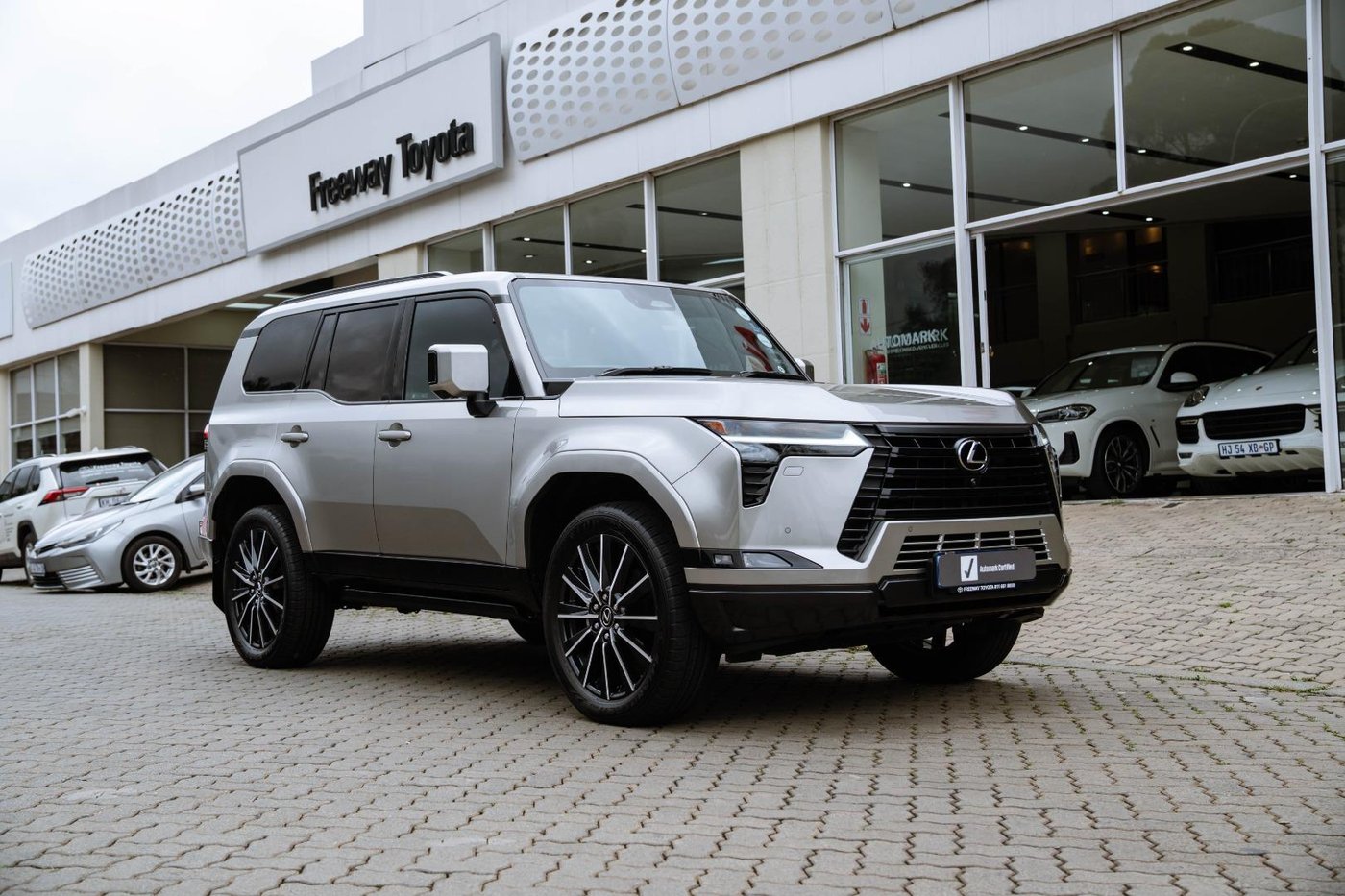2025 Lexus GX 3.5T SE Q2FyTGlzdGluZzo1ODA1Mzk R1959000 | Avo Auto