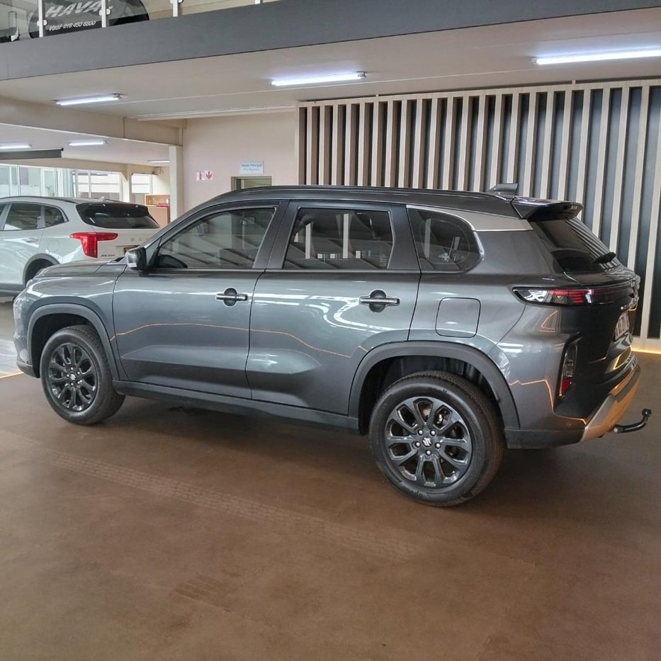 2025 Suzuki Grand Vitara 1.5 GL Q2FyTGlzdGluZzo1ODEwNzE R299900