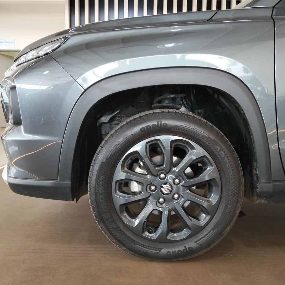 2025 Suzuki Grand Vitara 1.5 GL Q2FyTGlzdGluZzo1ODEwNzE R299900