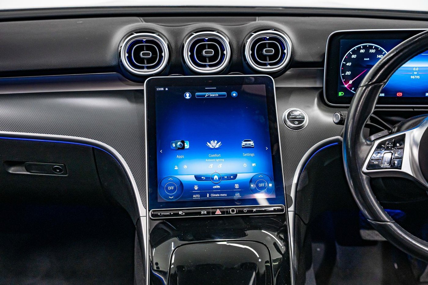 2022 Mercedes Benz C Class C 200 Auto W206 Q2FyTGlzdGluZzo1ODExMTM