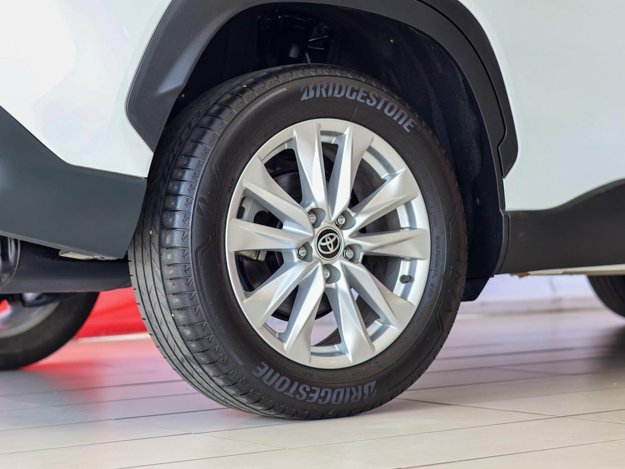 2024 Toyota Corolla Cross 1.8 XI Q2FyTGlzdGluZzo1ODMwNzU R339990