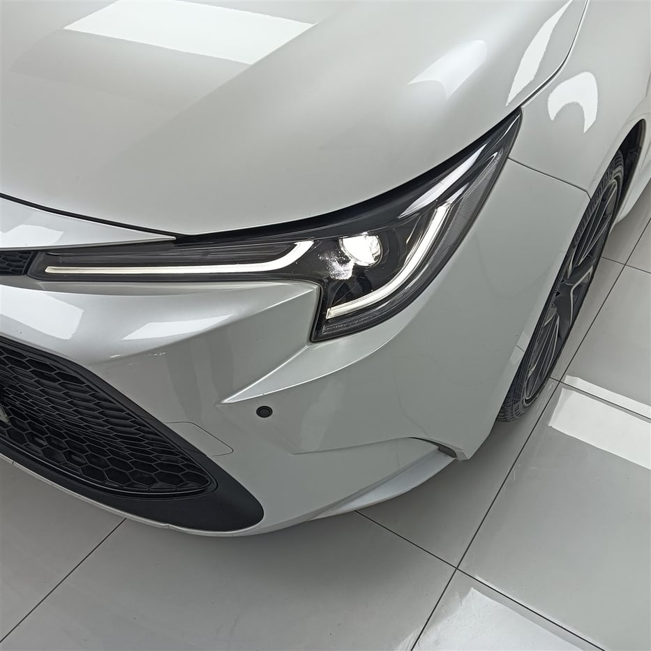 2021 Toyota Corolla 2.0 XR CVT Q2FyTGlzdGluZzo1ODI2Mjk R369890
