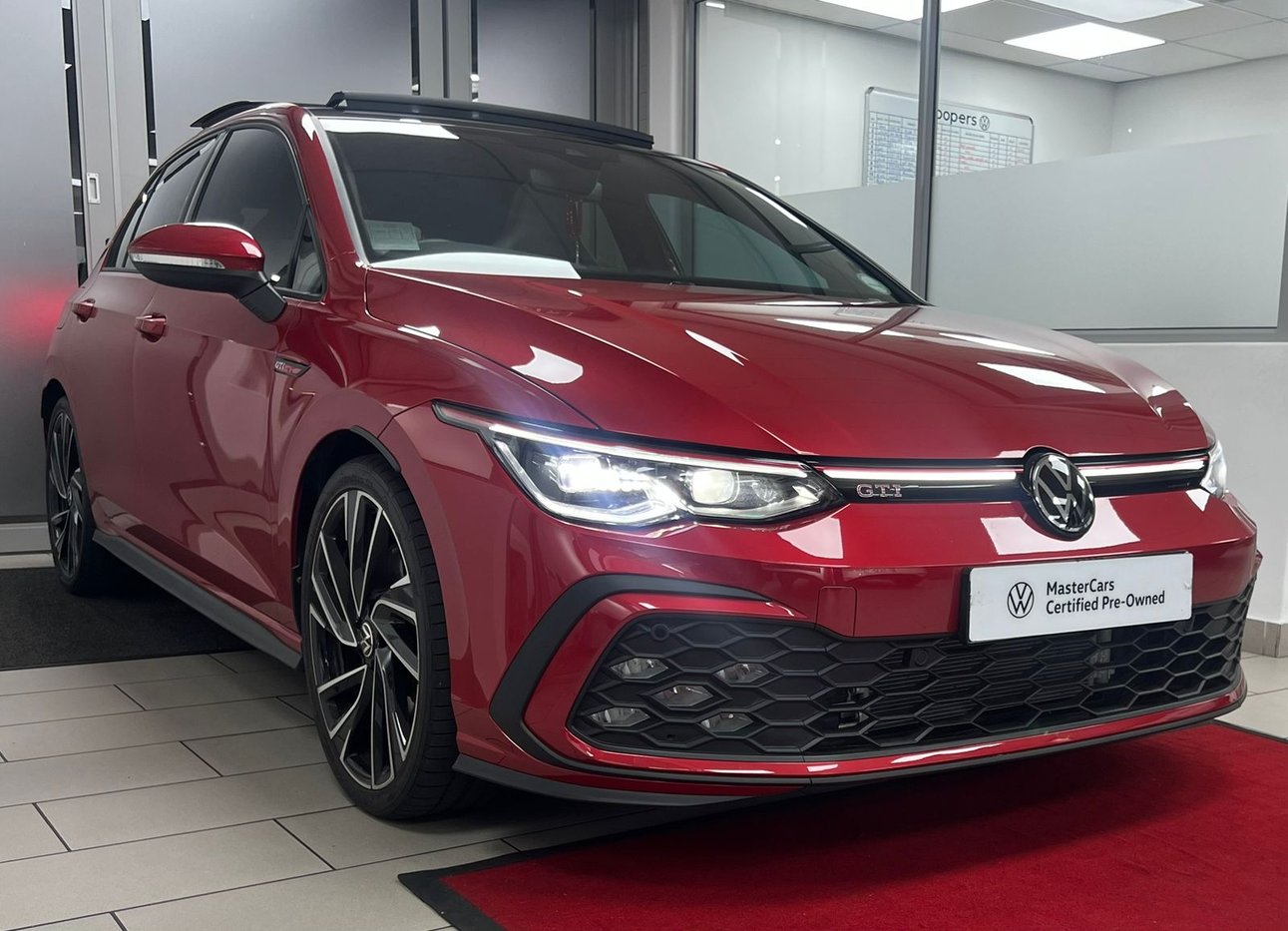 2024-KingsRedMetallic-