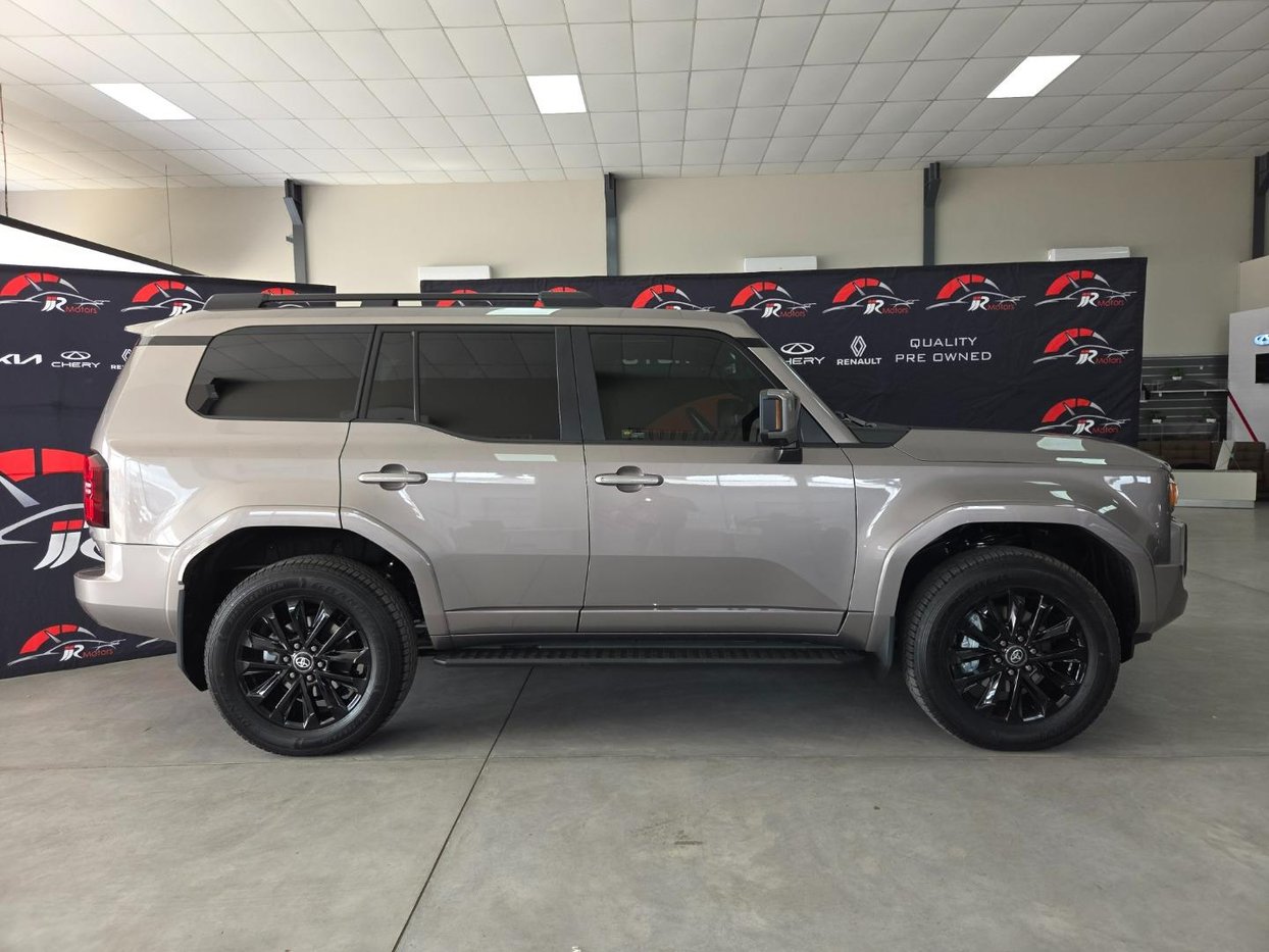2026 Toyota Prado VX-L 2.8GD Auto Q2FyTGlzdGluZzo1OTA3MDk R1649900