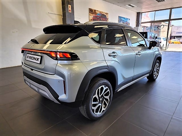 2026 Suzuki Fronx 1.5 GLX Auto Q2FyTGlzdGluZzo1OTMwMzU R368900