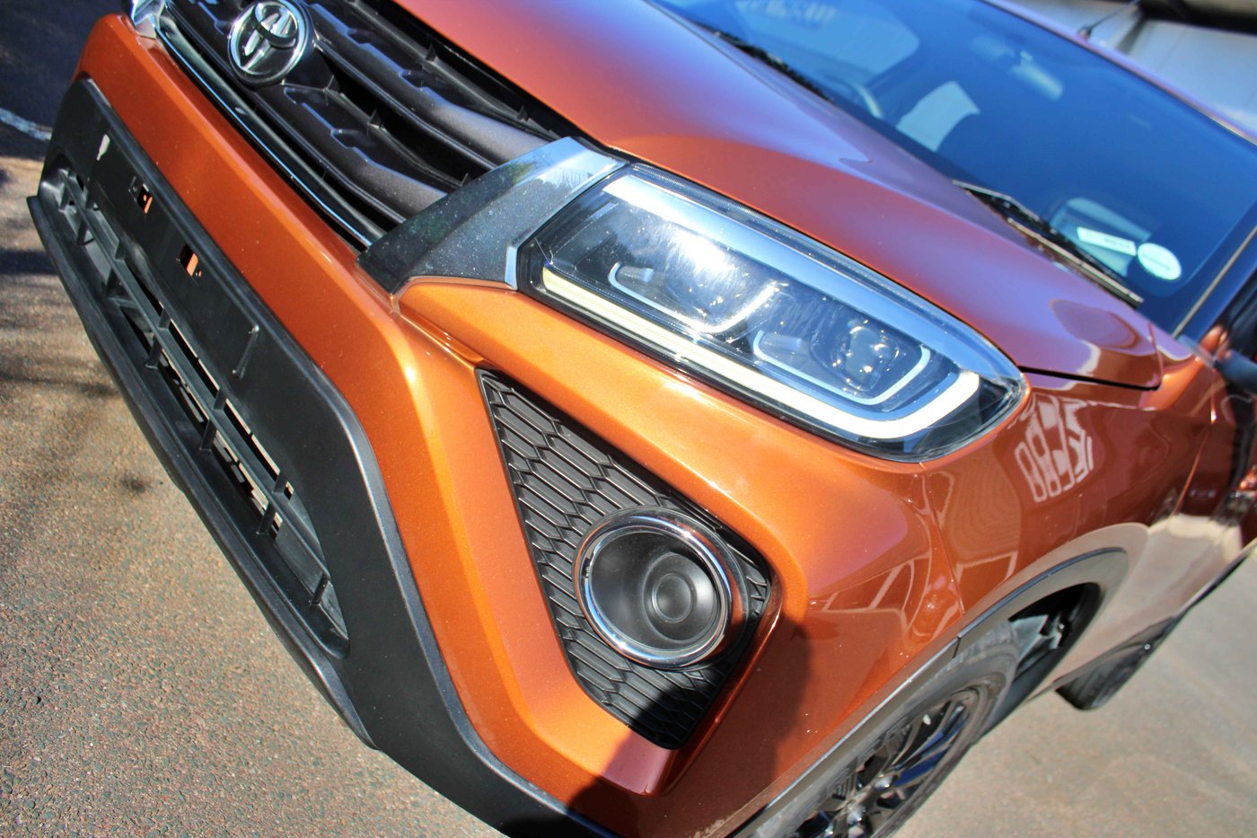 ユーノ 2022-toyota-urban-cruiser-1.5-