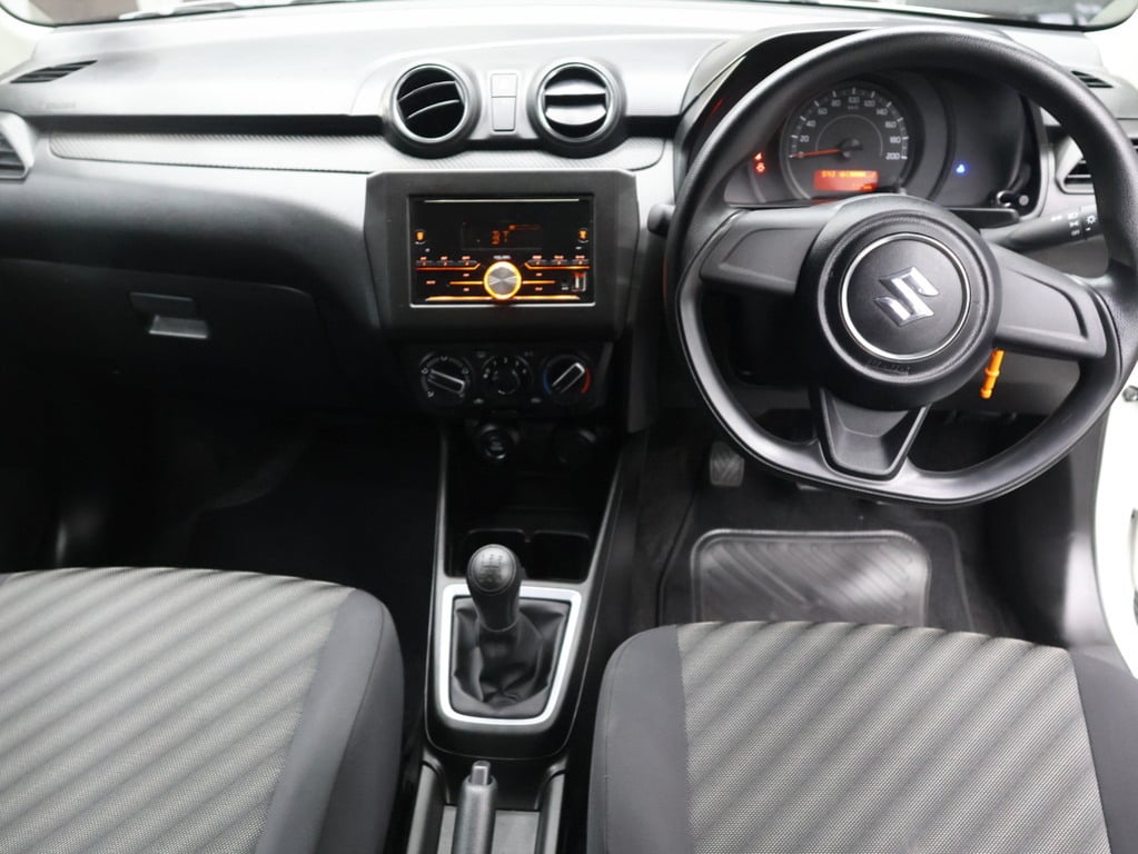 Swift 24 Model 2024 Suzuki Swift 1.2 GA Hatch Q2FyTGlzdGluZzo1OTQ2NDA R214950 | Avo Auto
