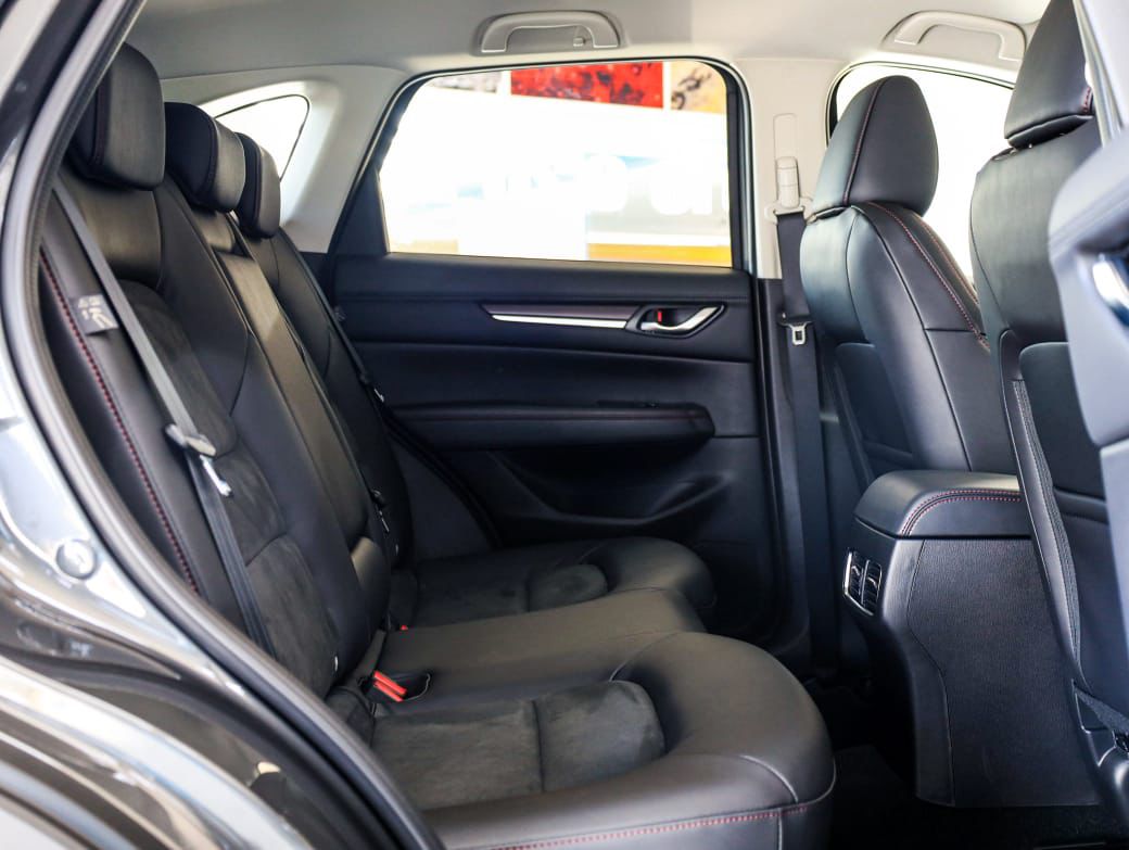 2026 Mazda CX-5 2.0 121 kW Carbon Edition Auto Q2FyTGlzdGluZzo1OTUxNDU ...