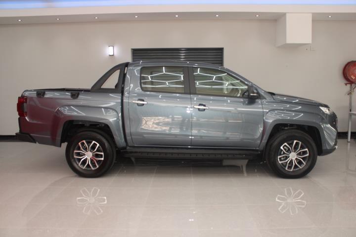 Yamuna フットウェイカーx2のみ 2026 JMC Vigus 2.0 TDI Puma Double Cab Auto