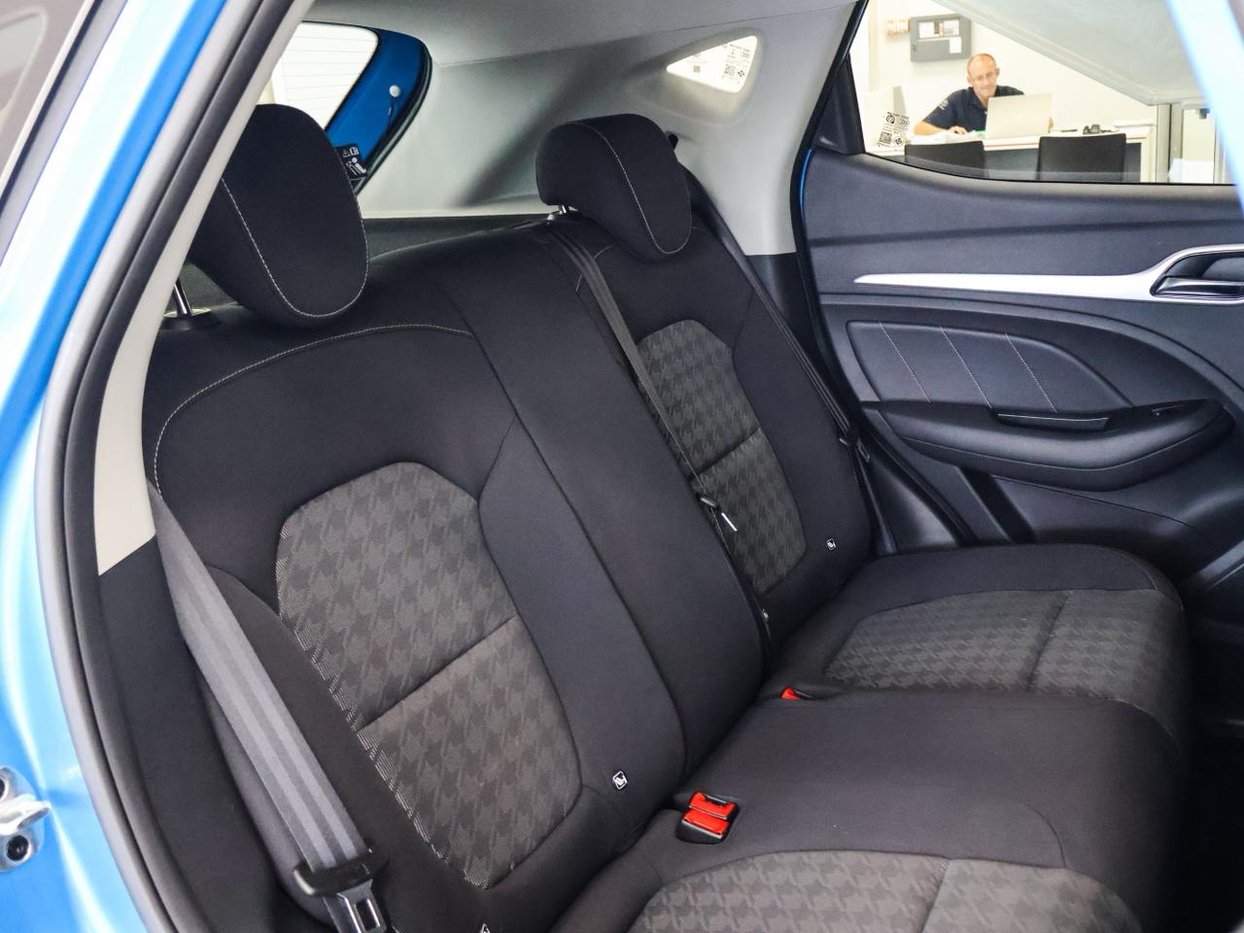 2025 MG ZS 1.5 Com Auto Q2FyTGlzdGluZzo2MTEyOTE R239890 | Avo Auto