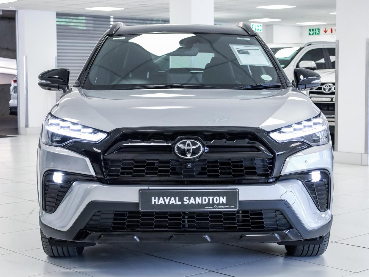 2025 Toyota Corolla Cross 1.8 GR-S Q2FyTGlzdGluZzo2MzYyMjg R439500