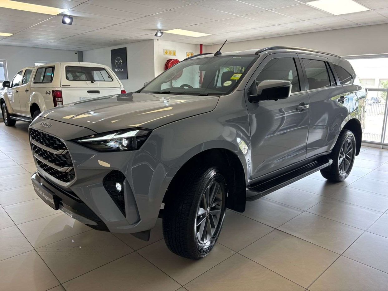 2026 Isuzu MU-X 3.0D HR LSE Auto Q2FyTGlzdGluZzo2MjcwNzk R779900