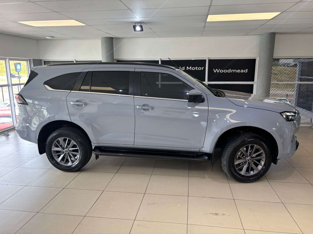 2026 Isuzu MU-X 3.0D HR LSE Auto Q2FyTGlzdGluZzo2MjcwNzk R779900
