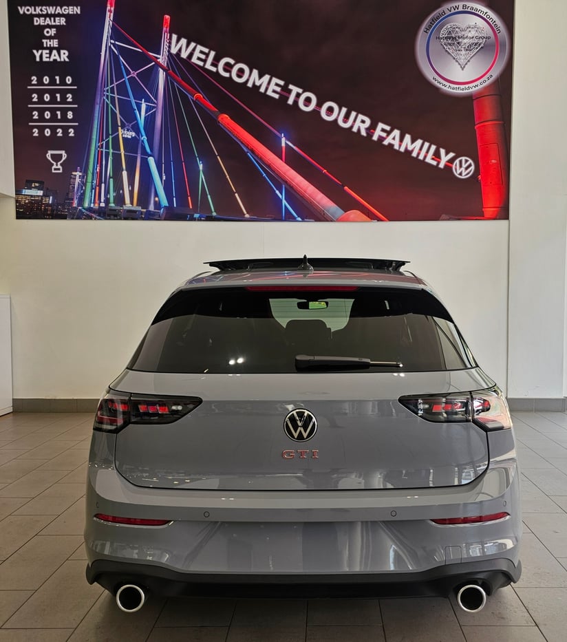 2026 Volkswagen VW Golf 8 GTI 2.0 TSi DSG Q2FyTGlzdGluZzo2MTQxNDA