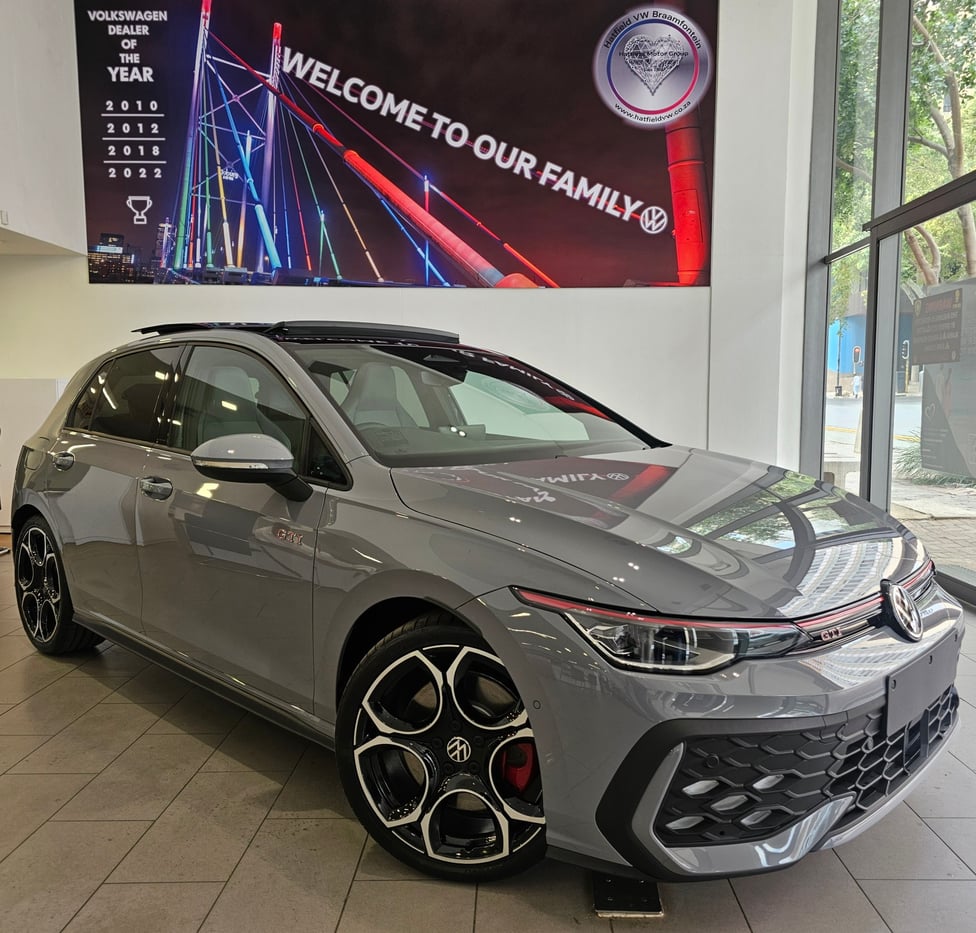 2026 Volkswagen VW Golf 8 GTI 2.0 TSi DSG Q2FyTGlzdGluZzo2MTQxNDA