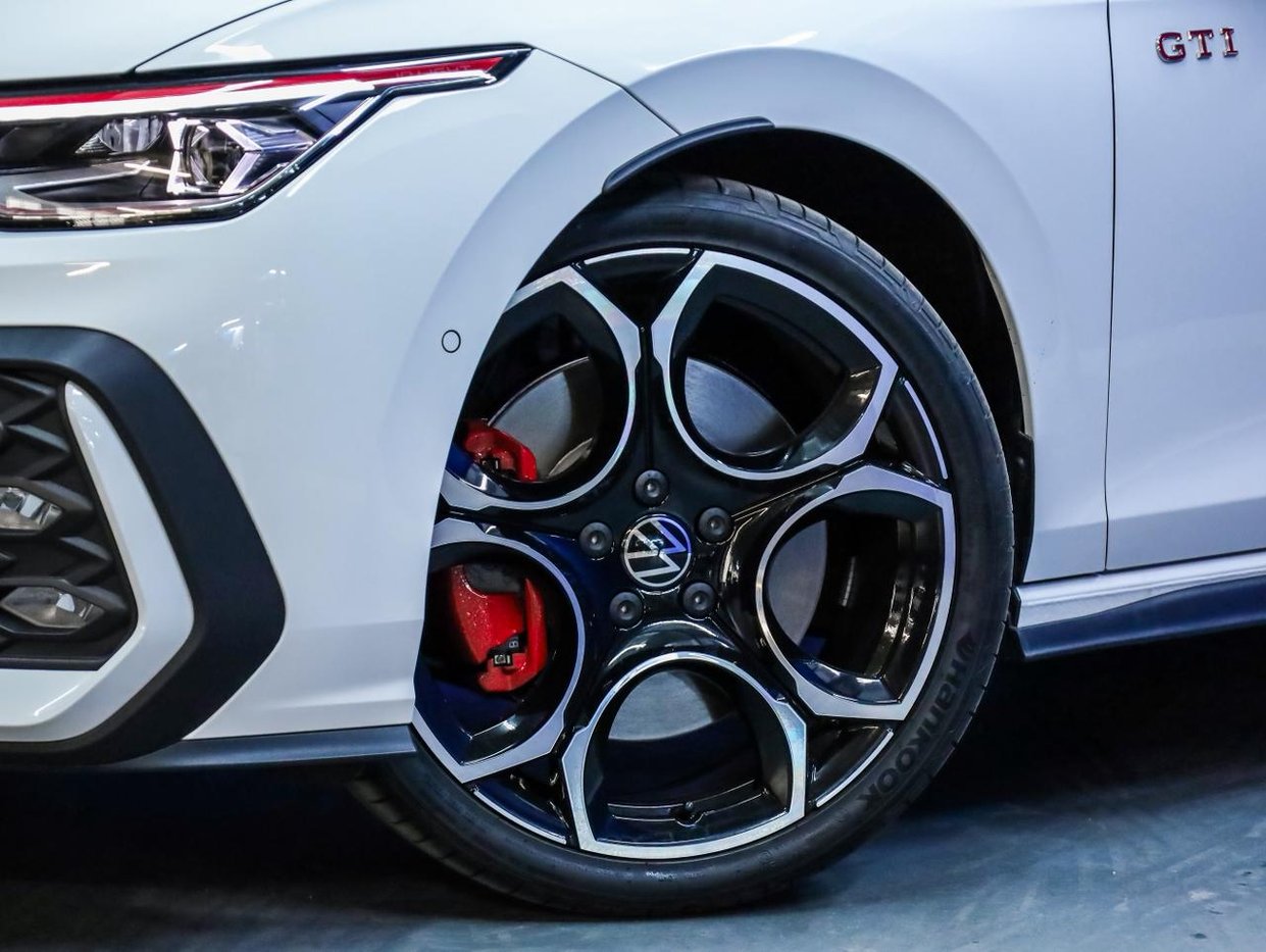 2026 Volkswagen VW Golf 8 GTI 2.0 TSi DSG Q2FyTGlzdGluZzo2MTg4ODU