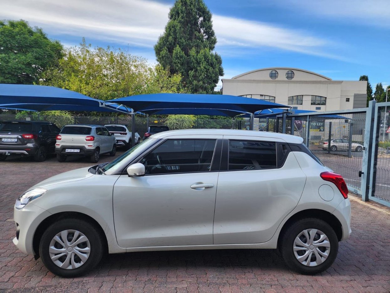 Swift 24 Model 2024 Suzuki Swift 1.2 GL Hatch Q2FyTGlzdGluZzo2MTg5ODE R189900 | Avo Auto