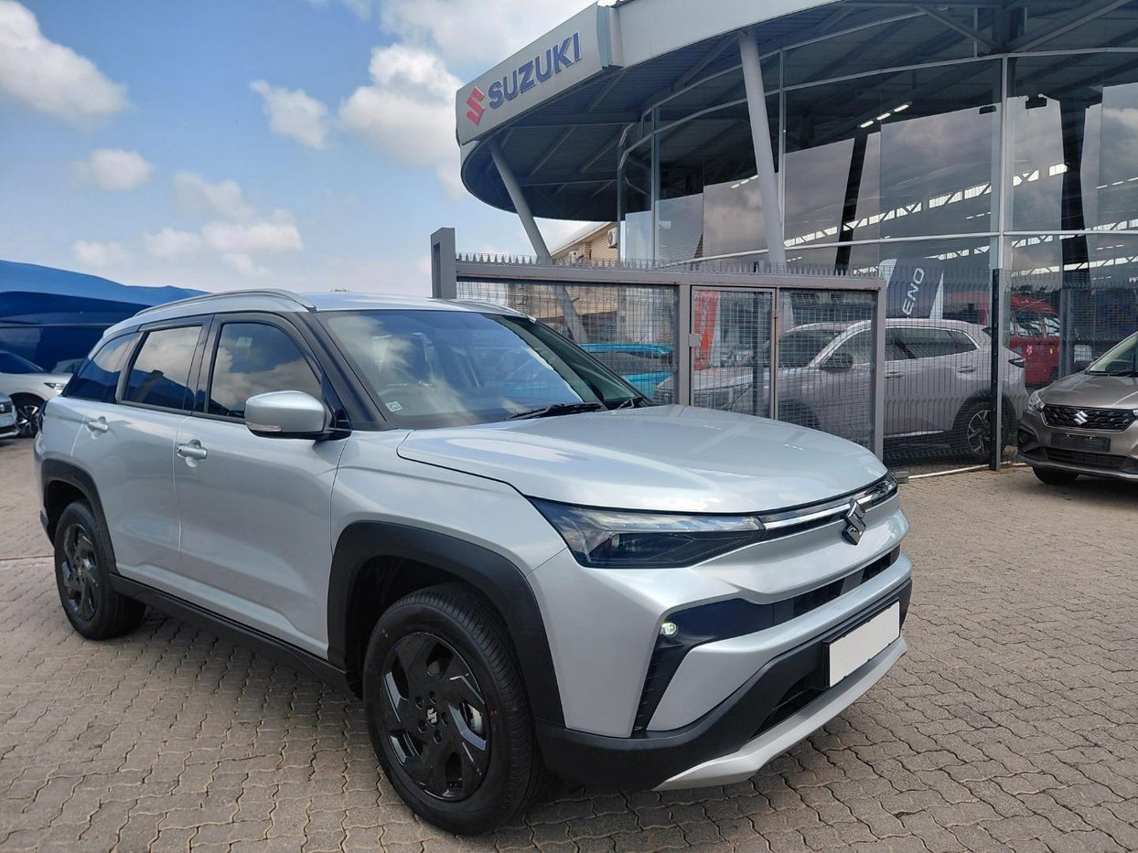 2026 Suzuki Across 1.5 GL Auto Q2FyTGlzdGluZzo2Mzk3Mzk R372900