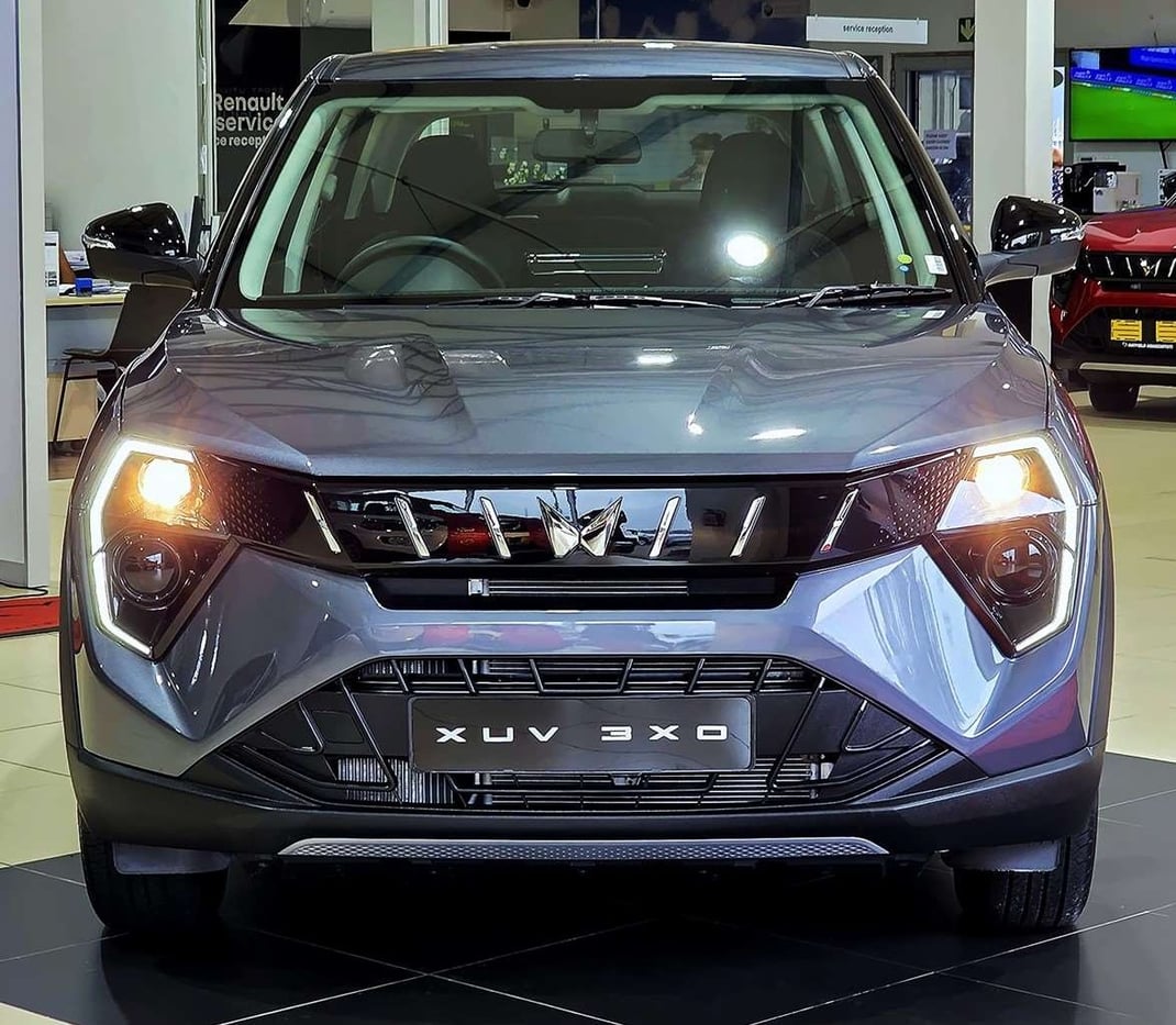 user_abb42bd5ページ 2026 Mahindra XUV 3XO 1.2T MX2 Auto Q2FyTGlzdGluZzo2NjIzNzg