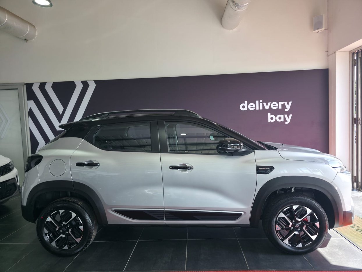 2026 Renault Kiger 1.0T Iconic CVT Q2FyTGlzdGluZzo2OTU0NzI R309990