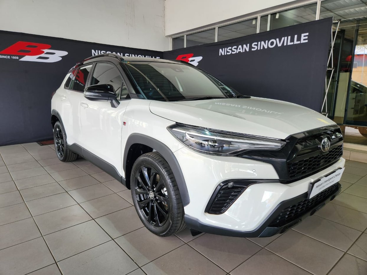 2023 Toyota Corolla Cross 1.8 GR-S Q2FyTGlzdGluZzo1ODIyNzE R399900