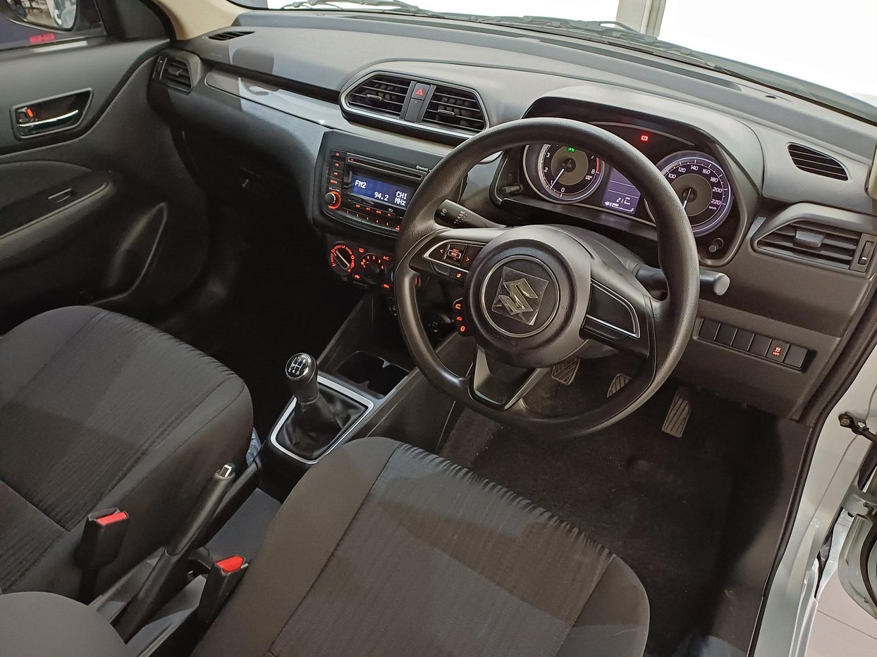 2024 Suzuki Swift DZIRE 1.2 GL 5MT Q2FyTGlzdGluZzozMzExNTQ R219900