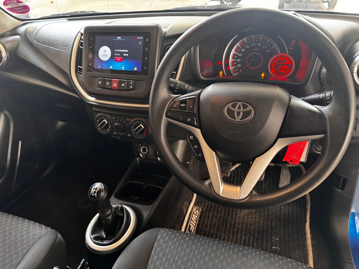2024 Toyota Vitz 1.0 XR Q2FyTGlzdGluZzo1NDI5MDg R185900 | Avo Auto