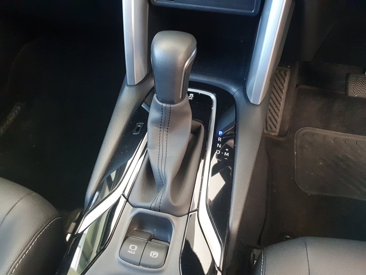 2025 Toyota Corolla Cross 1.8 XS Q2FyTGlzdGluZzo1MzkxOTA R399900
