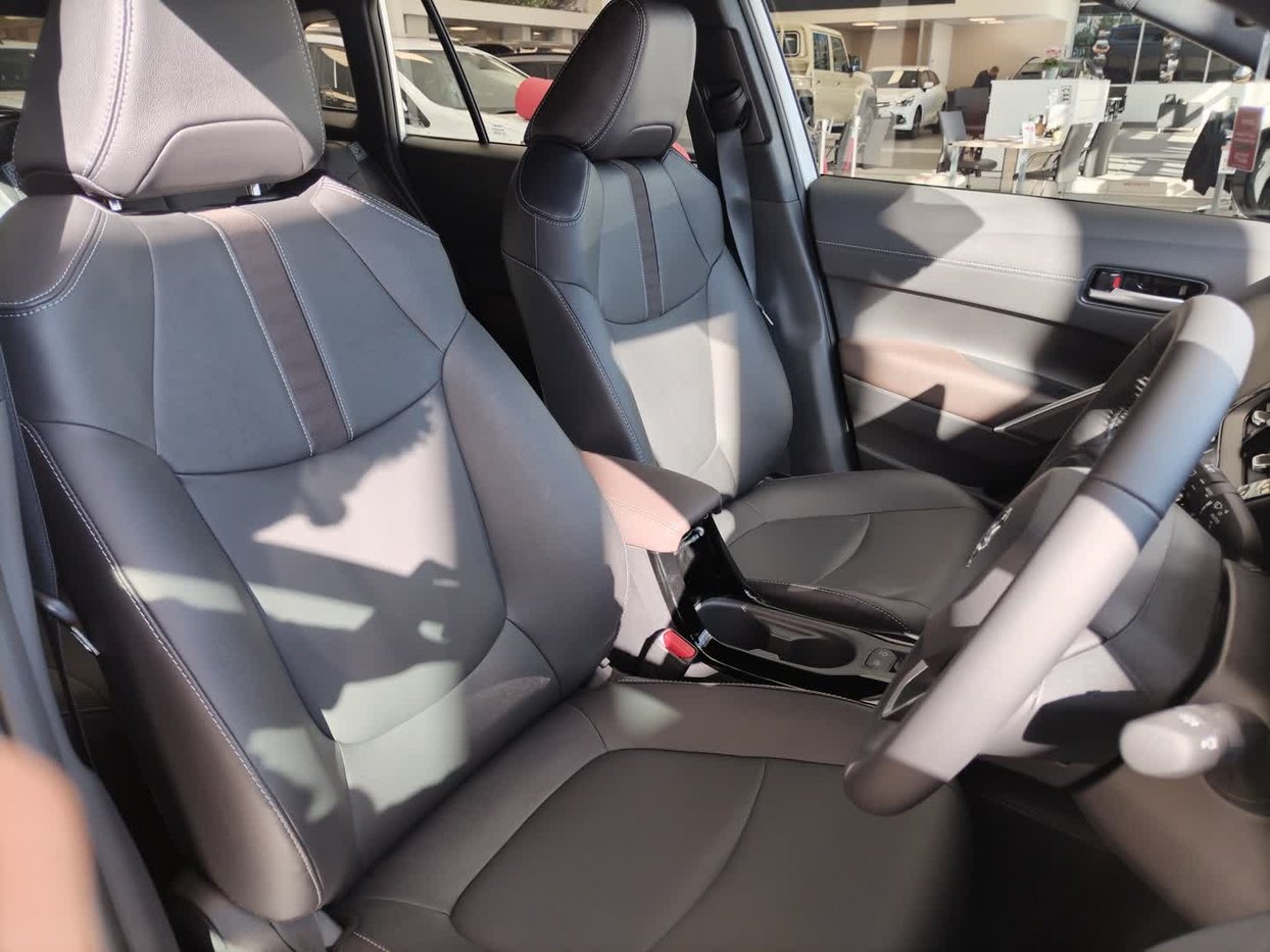 2025 Toyota Corolla Cross 1.8 XS Q2FyTGlzdGluZzo1MDM1NDg R394900