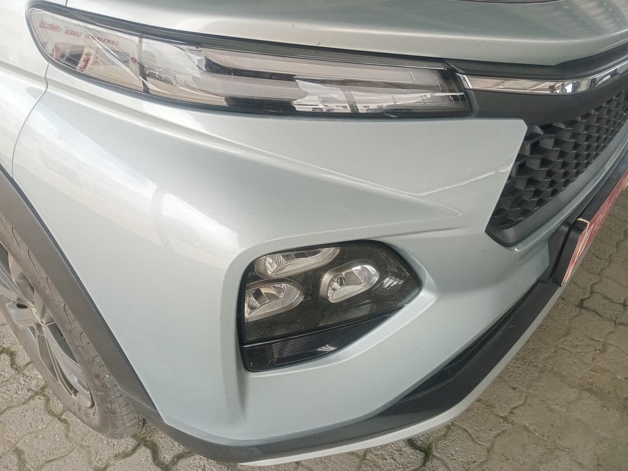 2025 Toyota Starlet Cross 1.5Xs Q2FyTGlzdGluZzo1ODUzOTQ R289900
