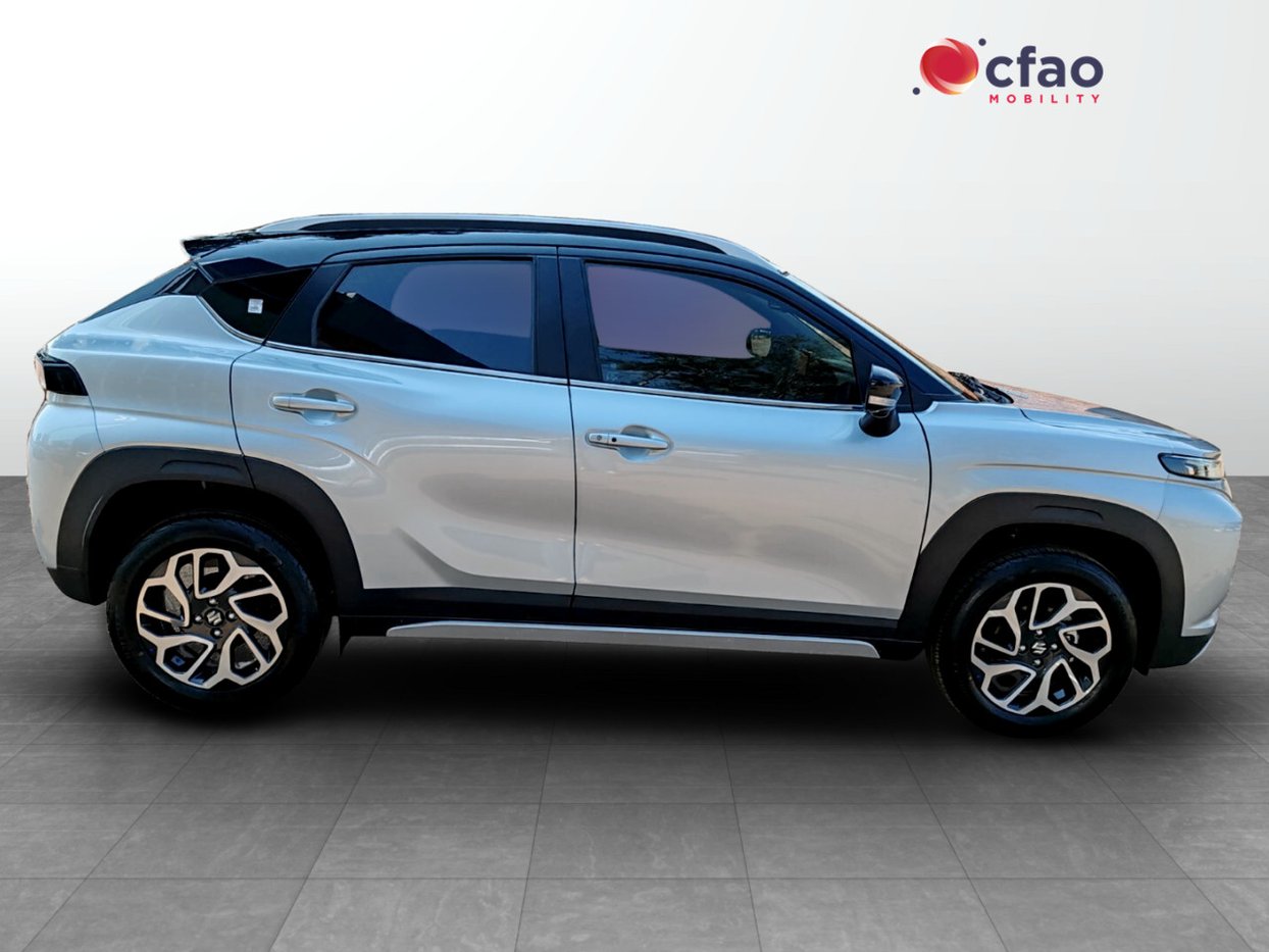 2025 Suzuki Fronx 1.5 GLX Auto Q2FyTGlzdGluZzo1Mzc0NzQ R362900