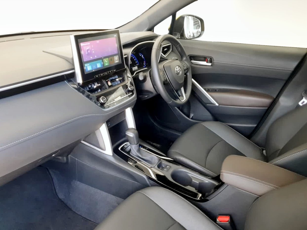 2025 Toyota Corolla Cross 1.8 XS Q2FyTGlzdGluZzo1NDM4Nzg R409900