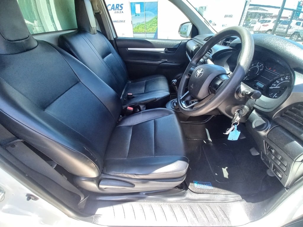 2019 Toyota Hilux 2.4 GD Aircon Single Cab Q2FyTGlzdGluZzo0MDgzMzU