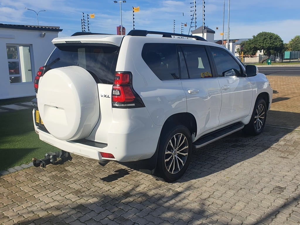 2021 Toyota Prado VX-L 2.8GD Auto Q2FyTGlzdGluZzo0ODM2NzM R899990