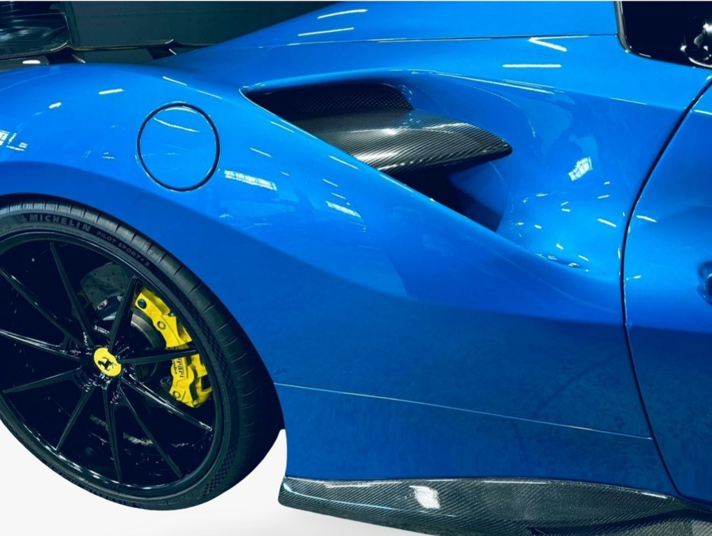 2017 Ferrari 488 Spider Q2FyTGlzdGluZzozOTY1NTc R4499900 | Avo Auto