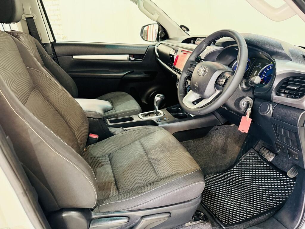 2018 Toyota Hilux 2.8 GD-6 RB Raider 4x4 Extra Cab Auto