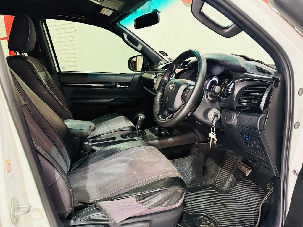 2018 Toyota Hilux 2.8 GD-6 Raider Double Cab Auto 4x4