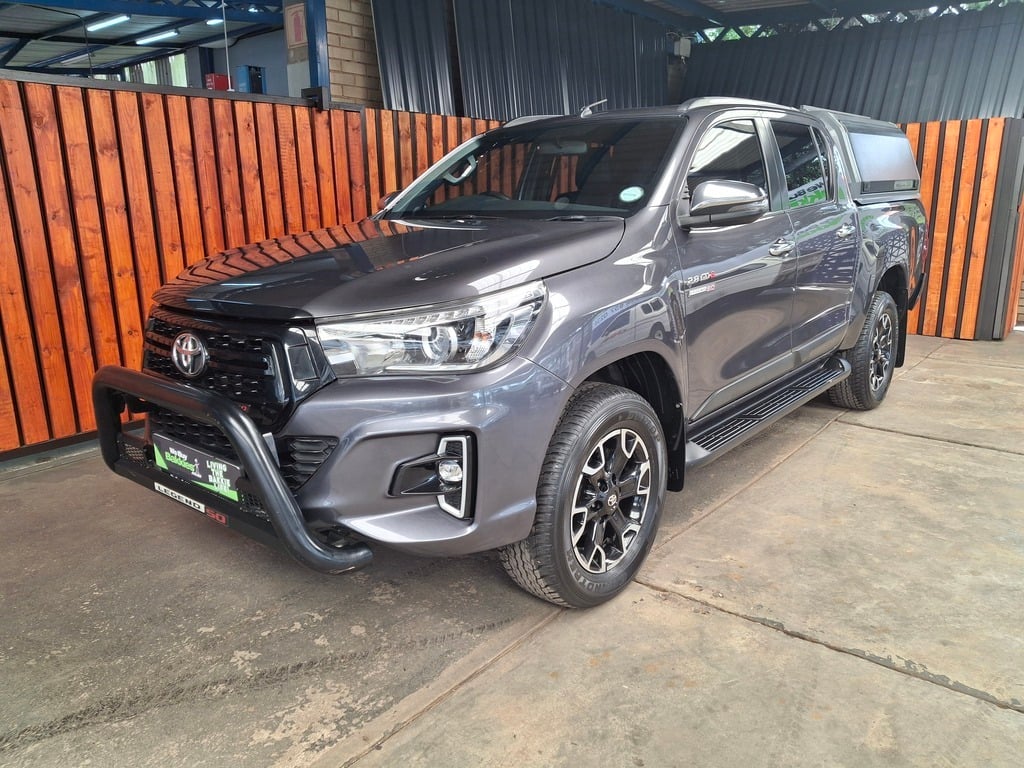 中トロページ② 1988 Toyota Hilux 2.8GD-6 Xtra Cab Legend 55 used car for sale in