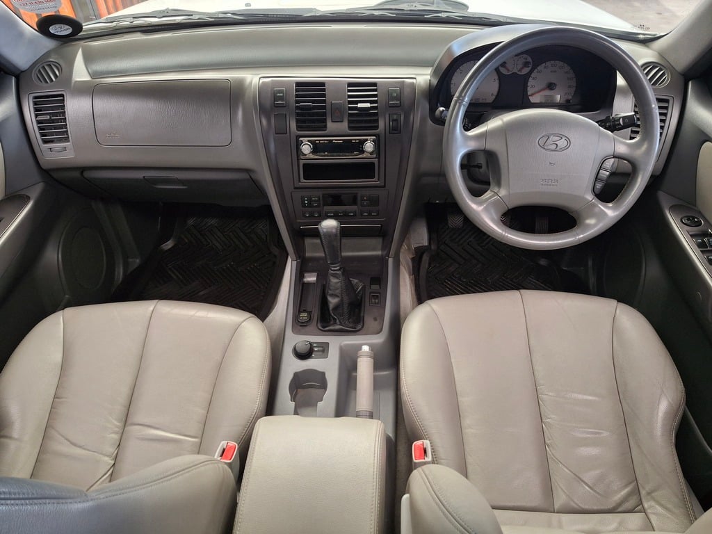 2005 Hyundai Terracan 2.9 CRDi Q2FyTGlzdGluZzo0NDM3NTc R169000