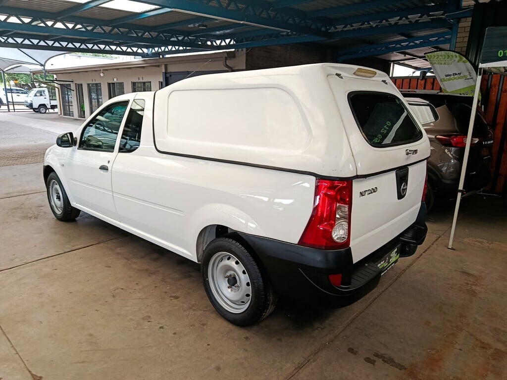 Np200 With Rims 2022 Nissan NP 200 NP200 1.6 8V Q2FyTGlzdGluZzo1NDg2NTQ R189000 | Avo Auto
