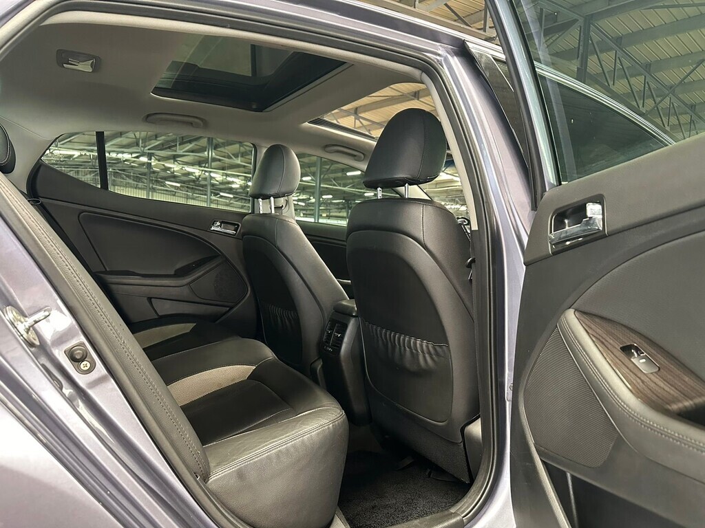 2012 Kia Optima 2.4 Auto Q2FyTGlzdGluZzozMDM1NjU R189950 | Avo Auto
