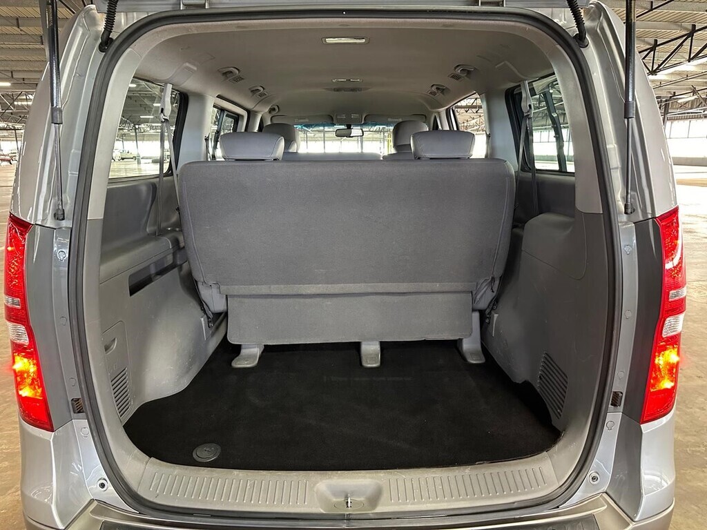 2013 Hyundai H1 2.5 CRDi VGT WAGON Auto 9 Seater