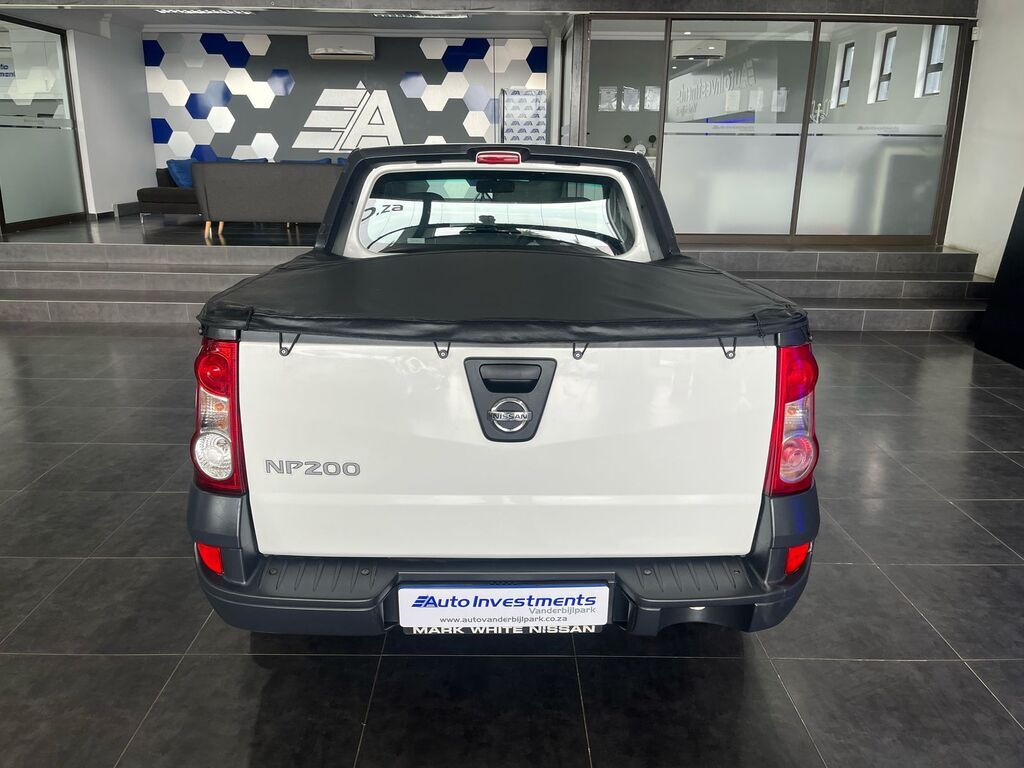 Np200 Rear Panel 2018 Nissan NP 200 NP200 1.6i Pack Q2FyTGlzdGluZzo0NDc4NTc R159950 ...