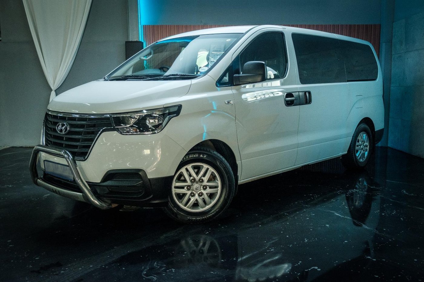 2020 Hyundai H1 2.5 CRDi 6 Seater Multicab Auto Q2FyTGlzdGluZzo2NjM1MjI ...
