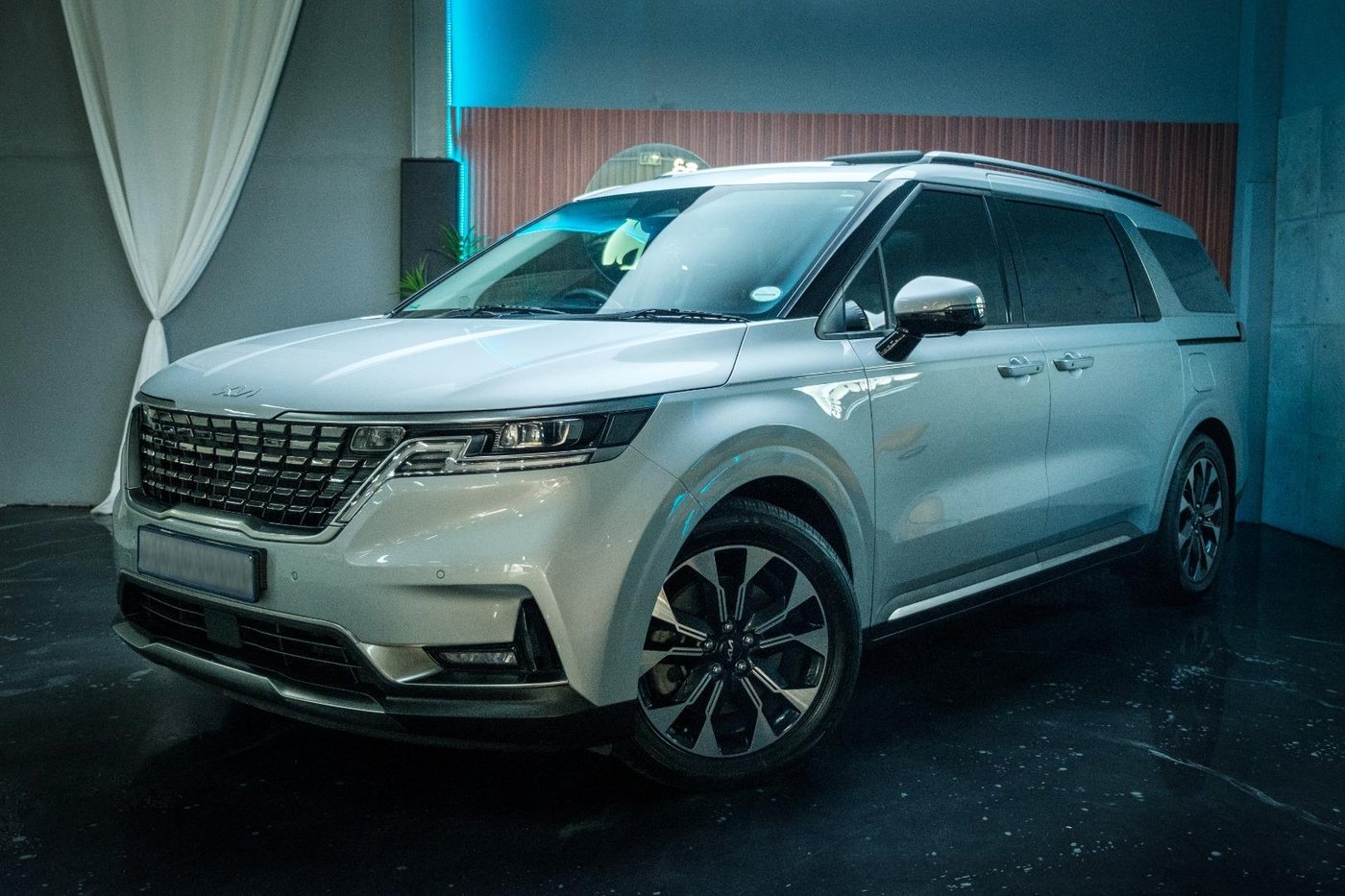 2022 Kia Carnival 2.2 CRDI SXL Auto Q2FyTGlzdGluZzo3MDMxOTU