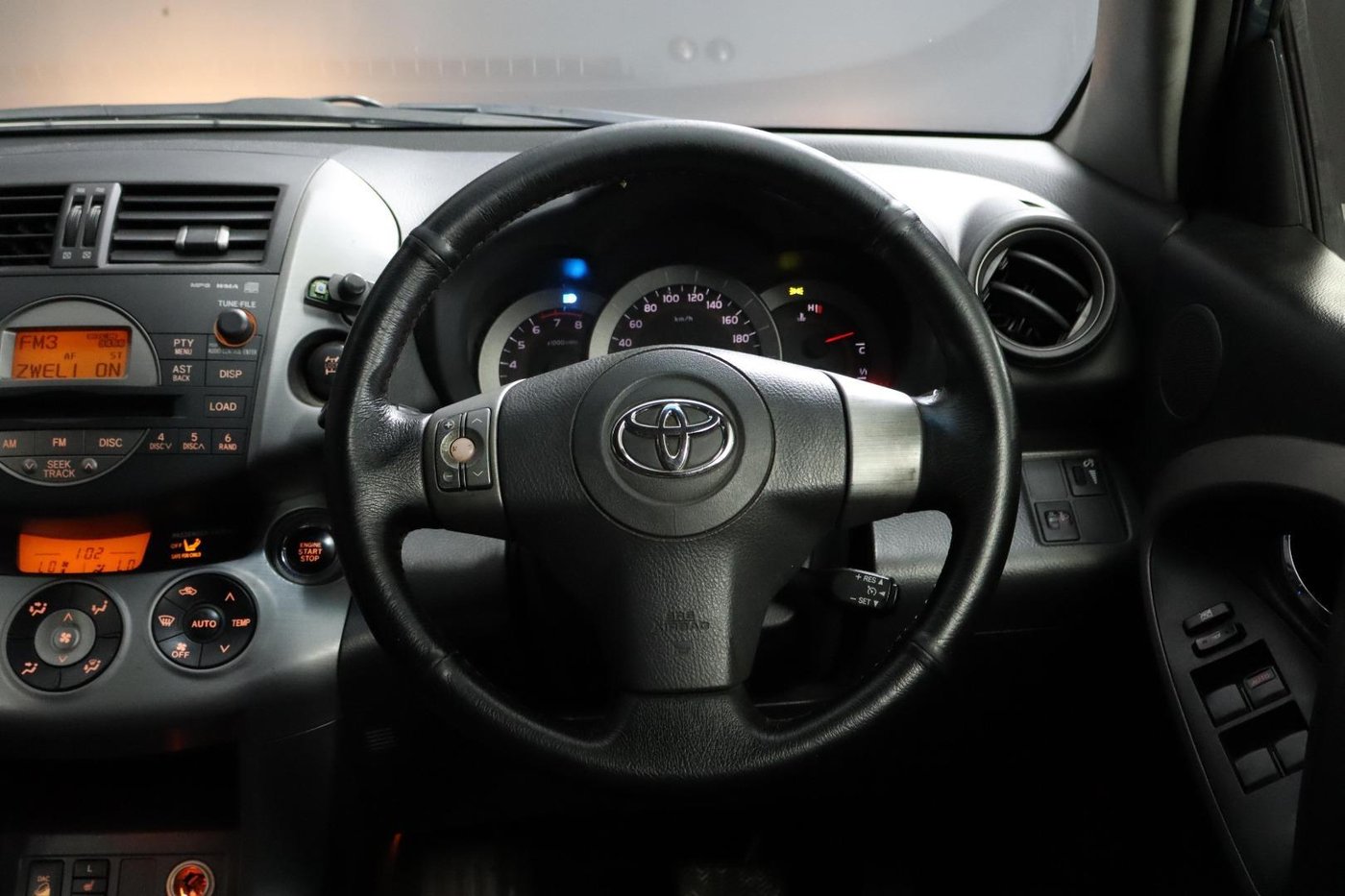 2007 Toyota Rav4 2.0 VX Auto Q2FyTGlzdGluZzo0ODk5MjY R99950 | Avo Auto