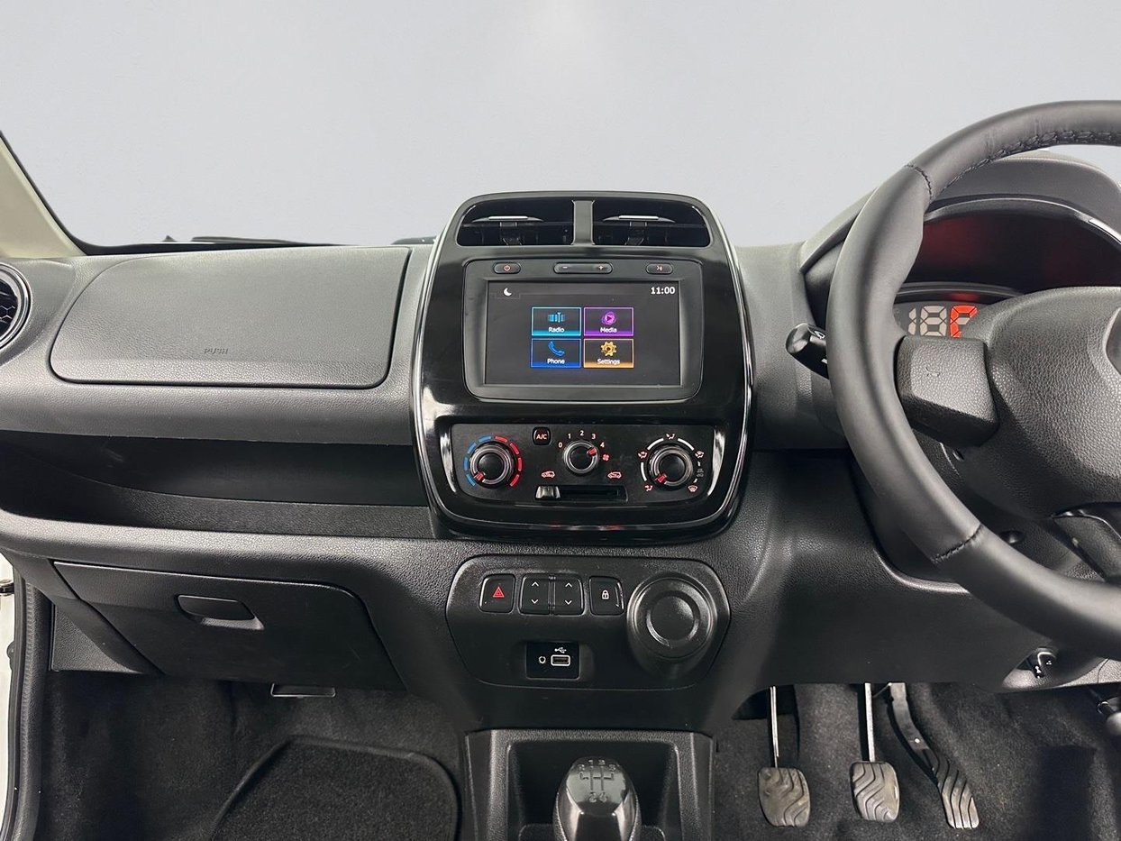 2019 Renault Kwid 1.0 Dynamique Zen 5 Door Q2FyTGlzdGluZzo1NjIxNTY ...