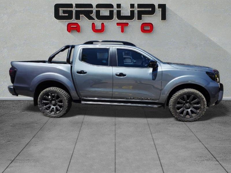 2025 Nissan Navara 2.5 DDTi Double Cab Stealth