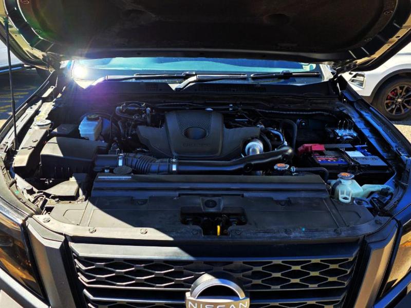 2025 Nissan Navara 2.5 DDTi Double Cab Stealth