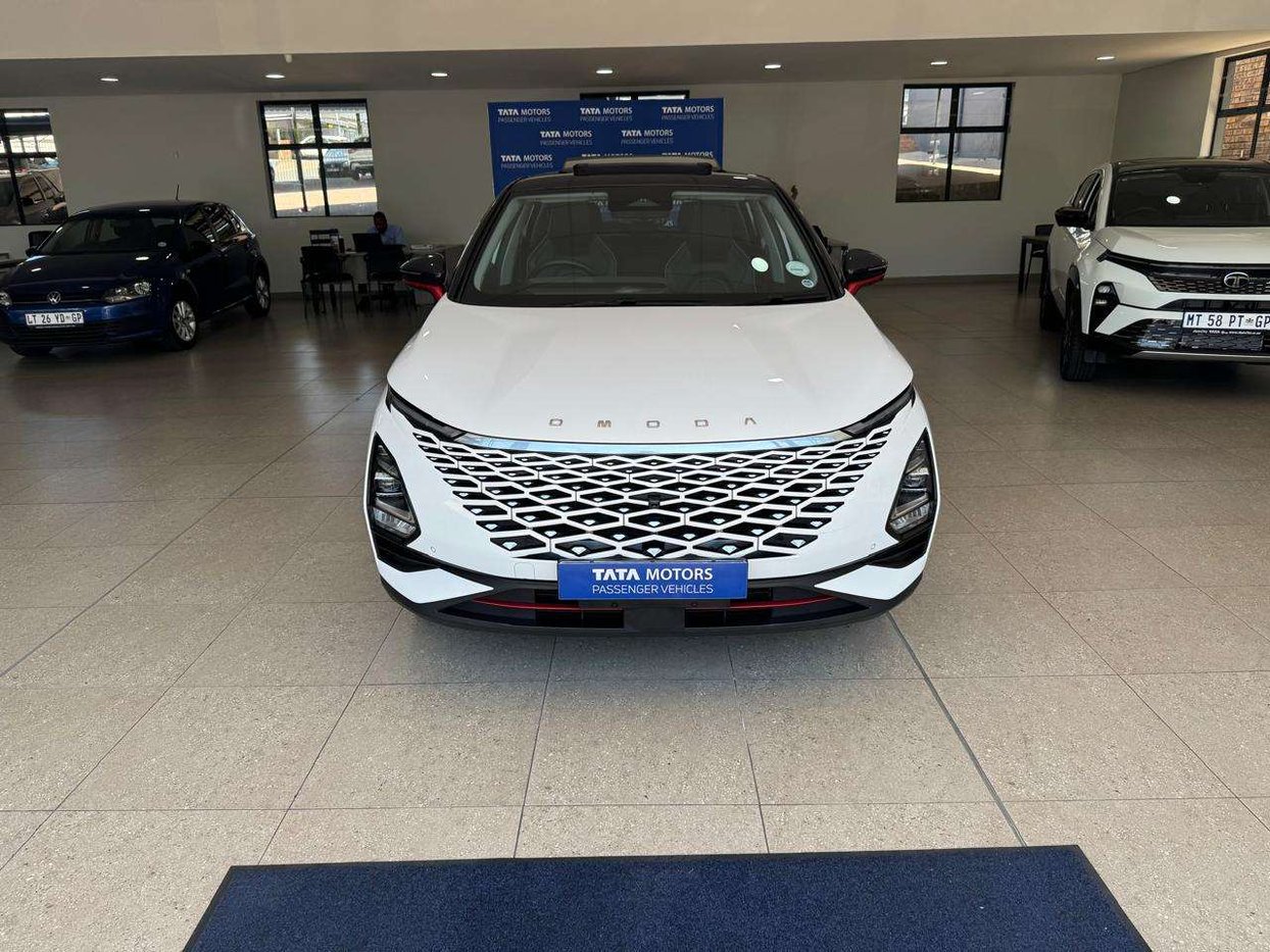 2024 Chery Omoda C5 1.5T Elegance S Q2FyTGlzdGluZzo2MTQzODA R359800 ...